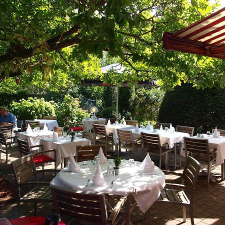 Hotel Restaurant Aux Sapins Thann Exteriör bild